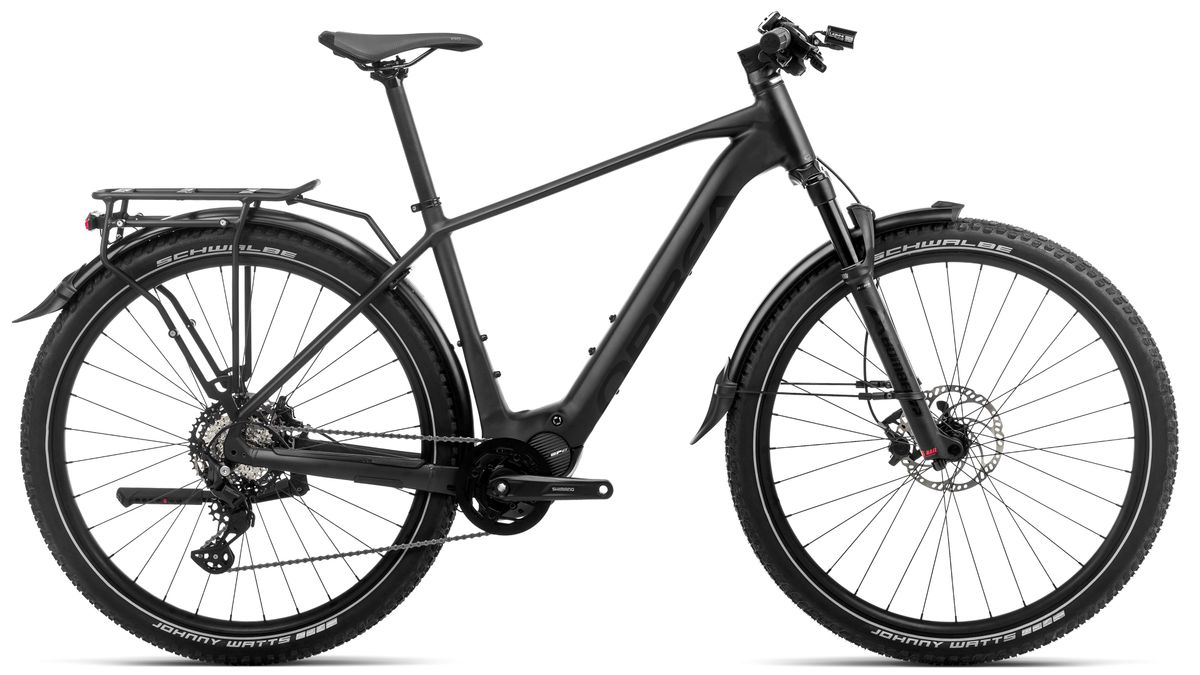 Orbea Kemen e-bike in black on a white background