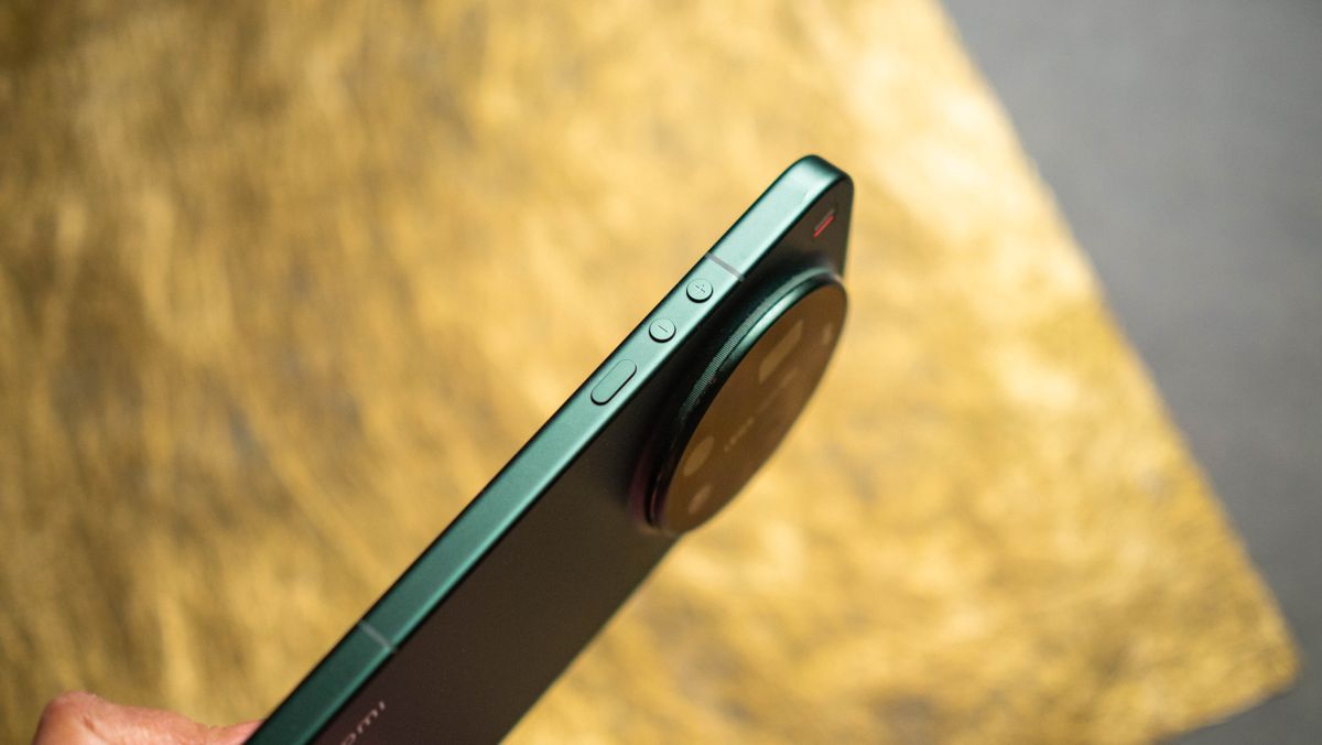 Xiaomi 17 Ultra review on Android Central