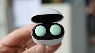 Google Pixel Buds Pro 2 in Wintergreen