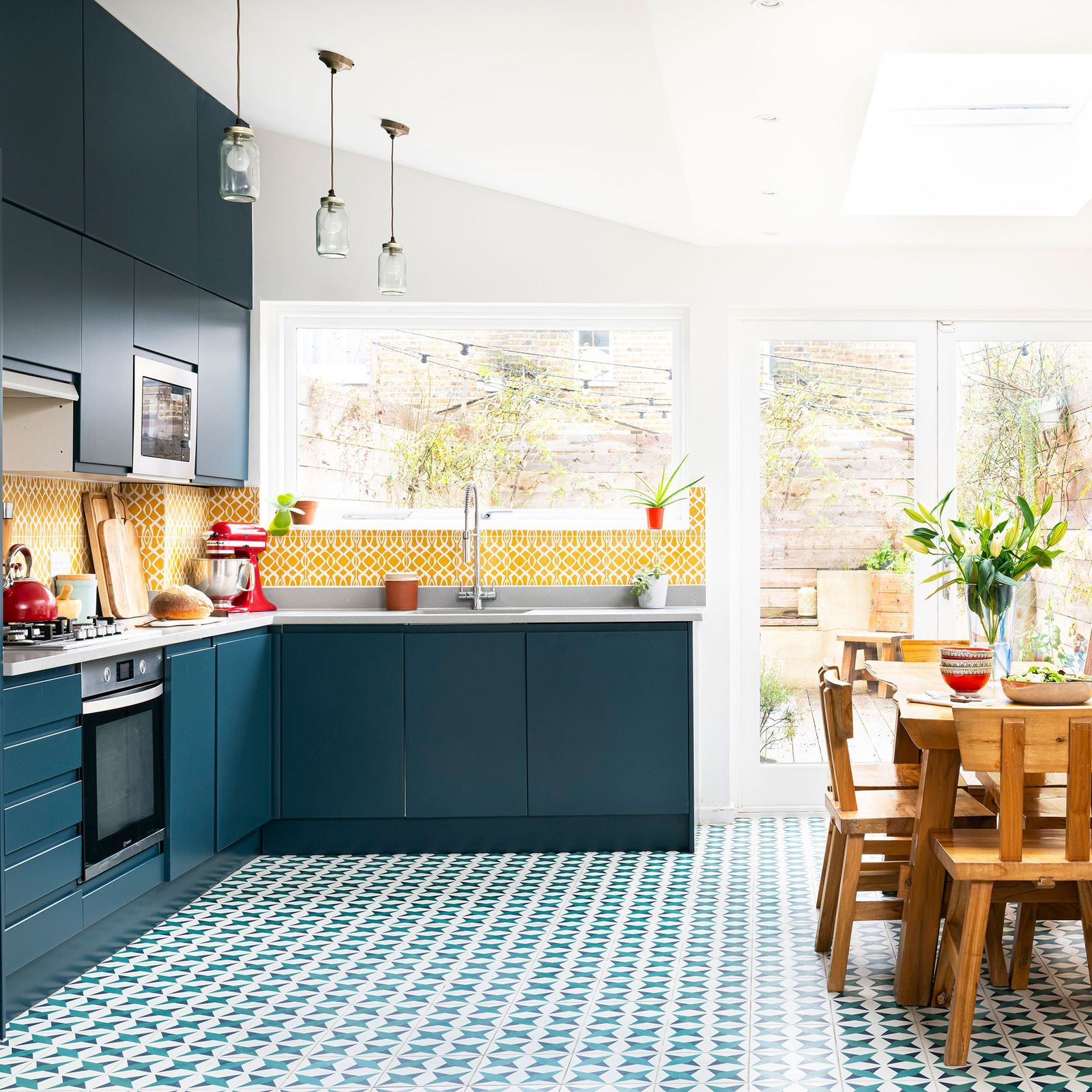 How to buy kitchen flooring - everything you need to know | Ideal Home