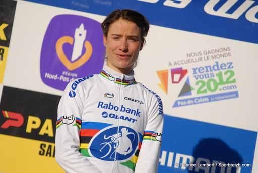 Marianne Vos (Rabobank) won by almost a minute.