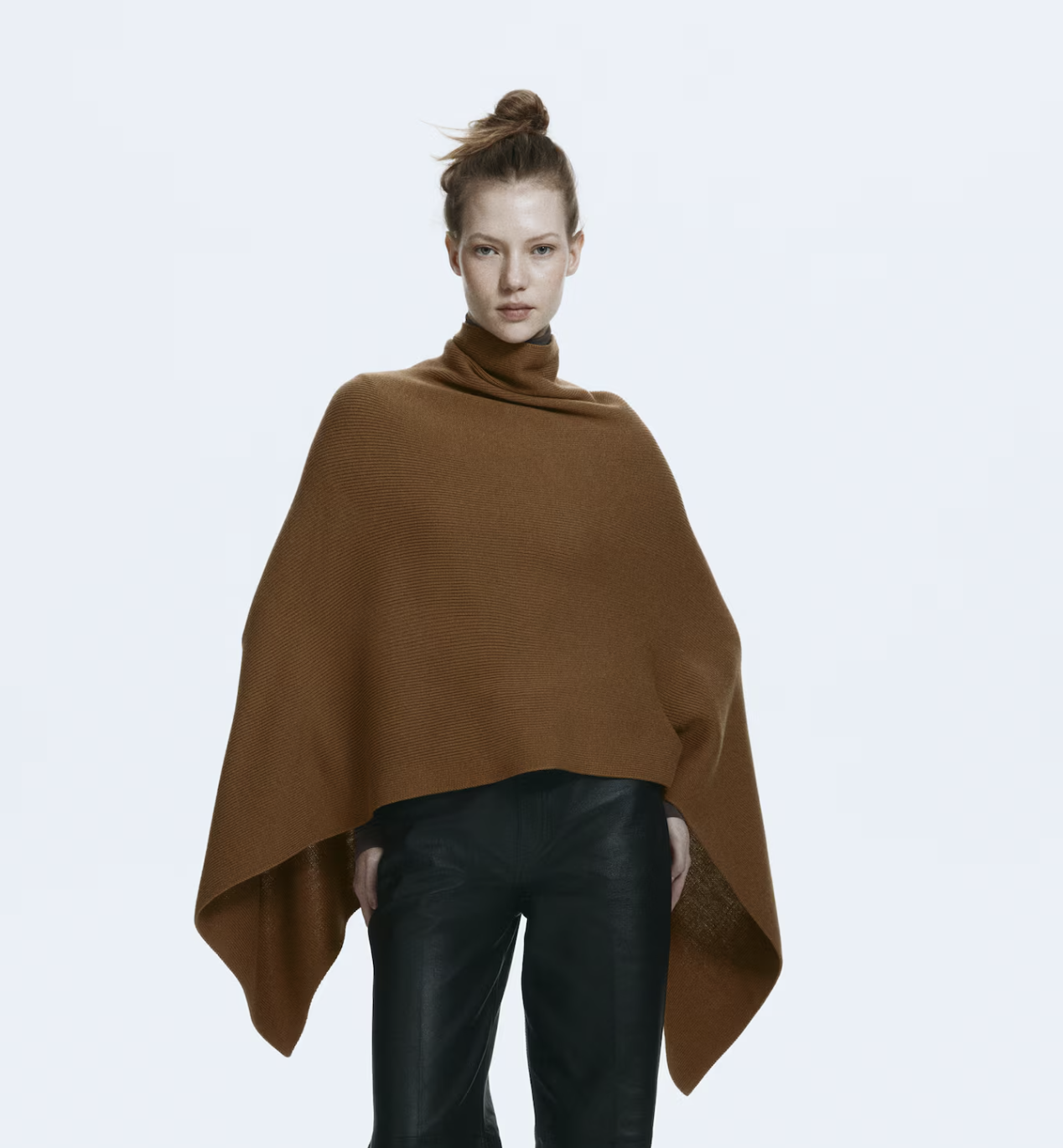 H&amp;amp;M, Roll-neck cape