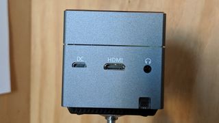 Alfawise X1 Mini DLP portable projector
