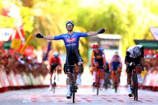 Kaden Groves wins stage four of the 2023 Vuelta a España