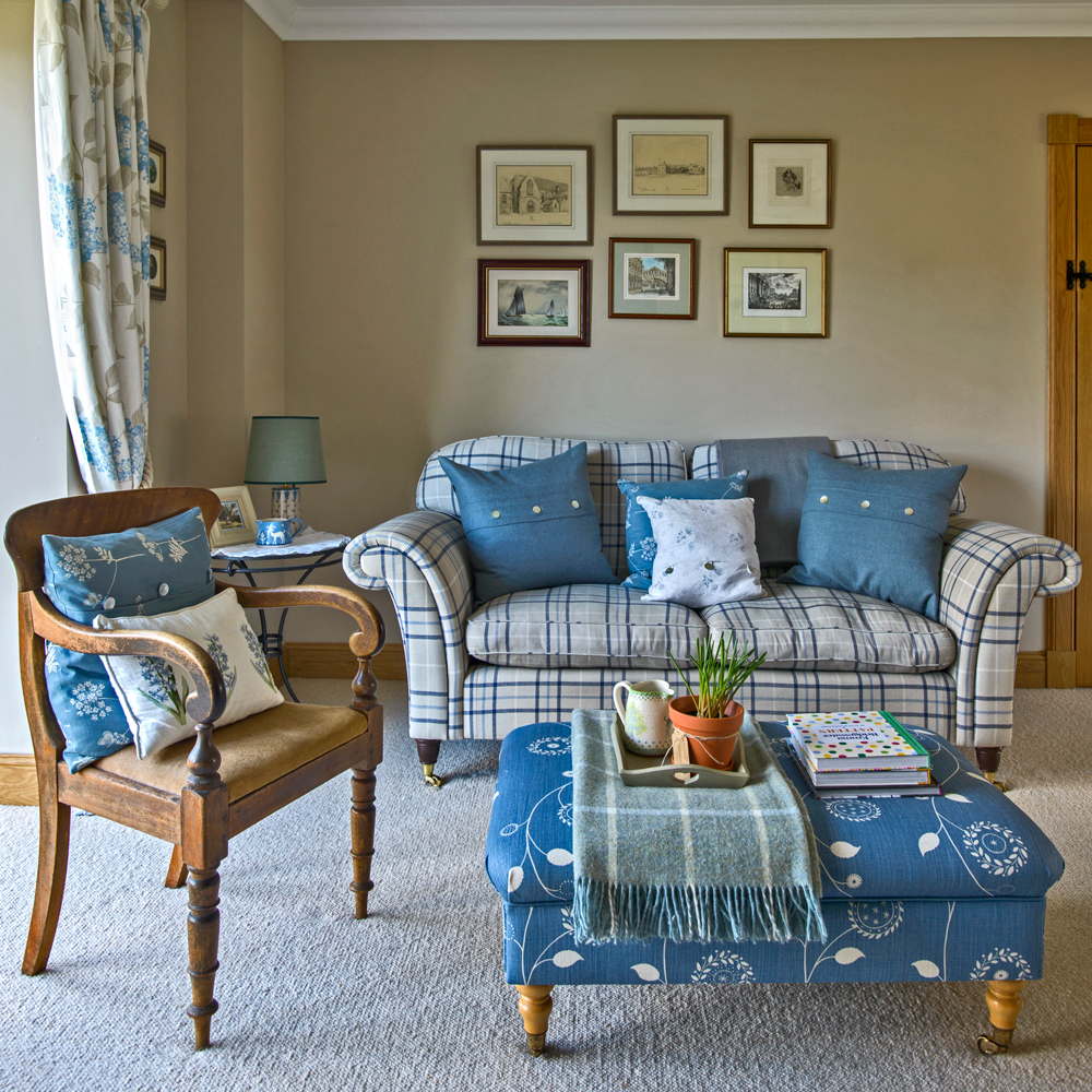 kincross shire living room and sofa with cushions
