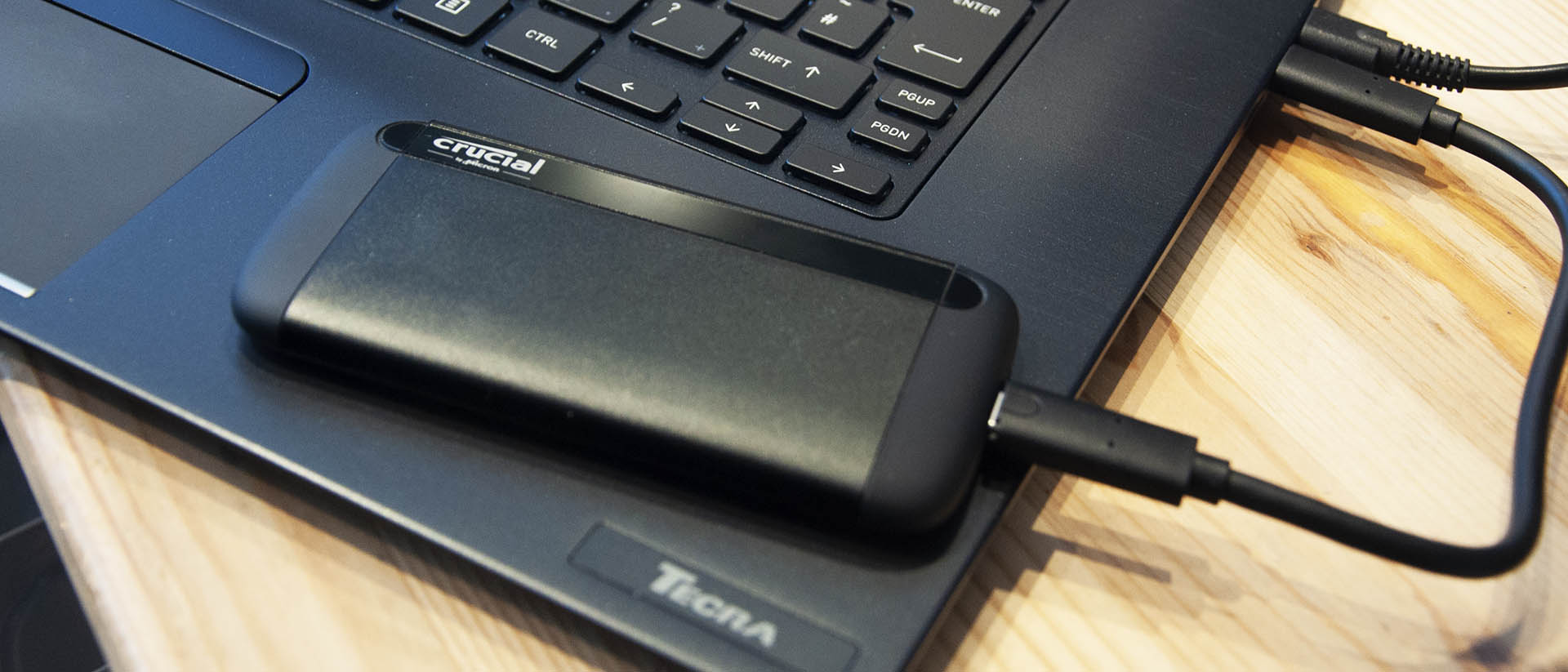 Crucial 1TB X8 Portable SSD – Up to 1050MB/s – USB 3.2 – USB-C USB
