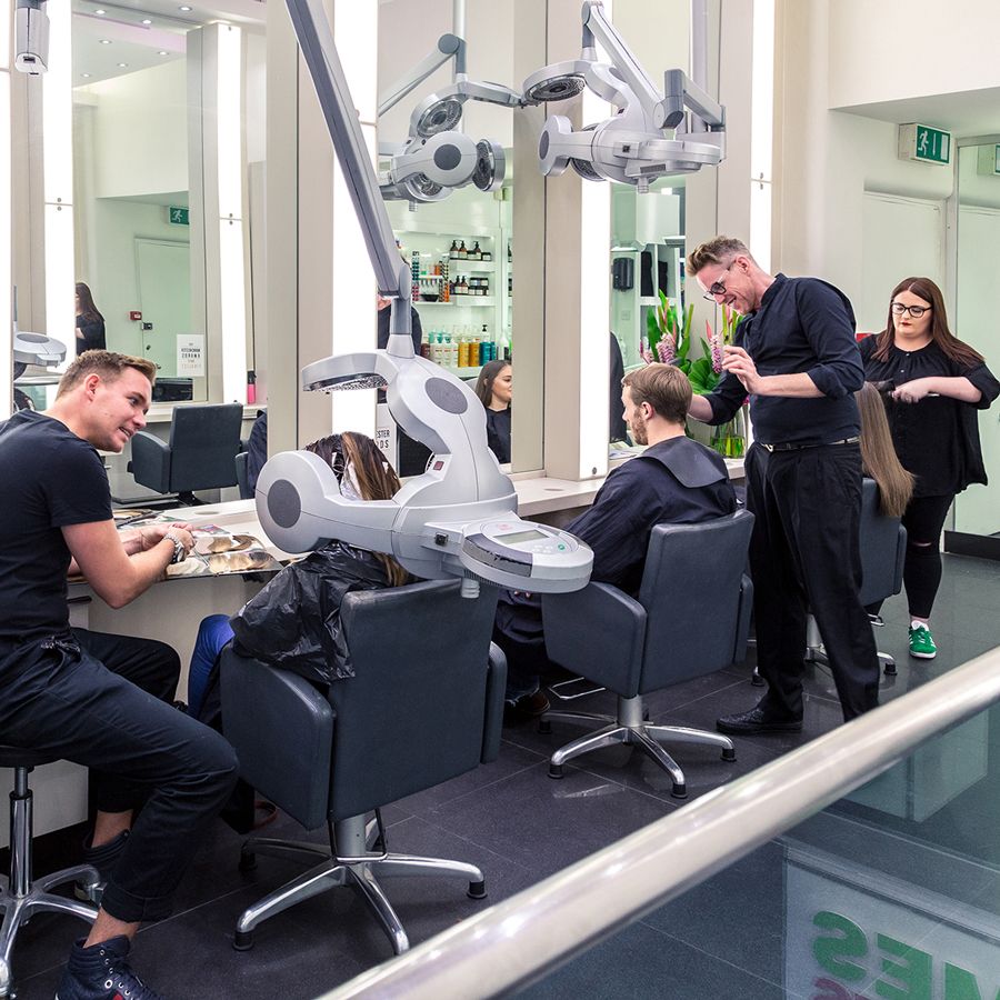 The best hairdressers in Manchester in 2020 you can book online Woman