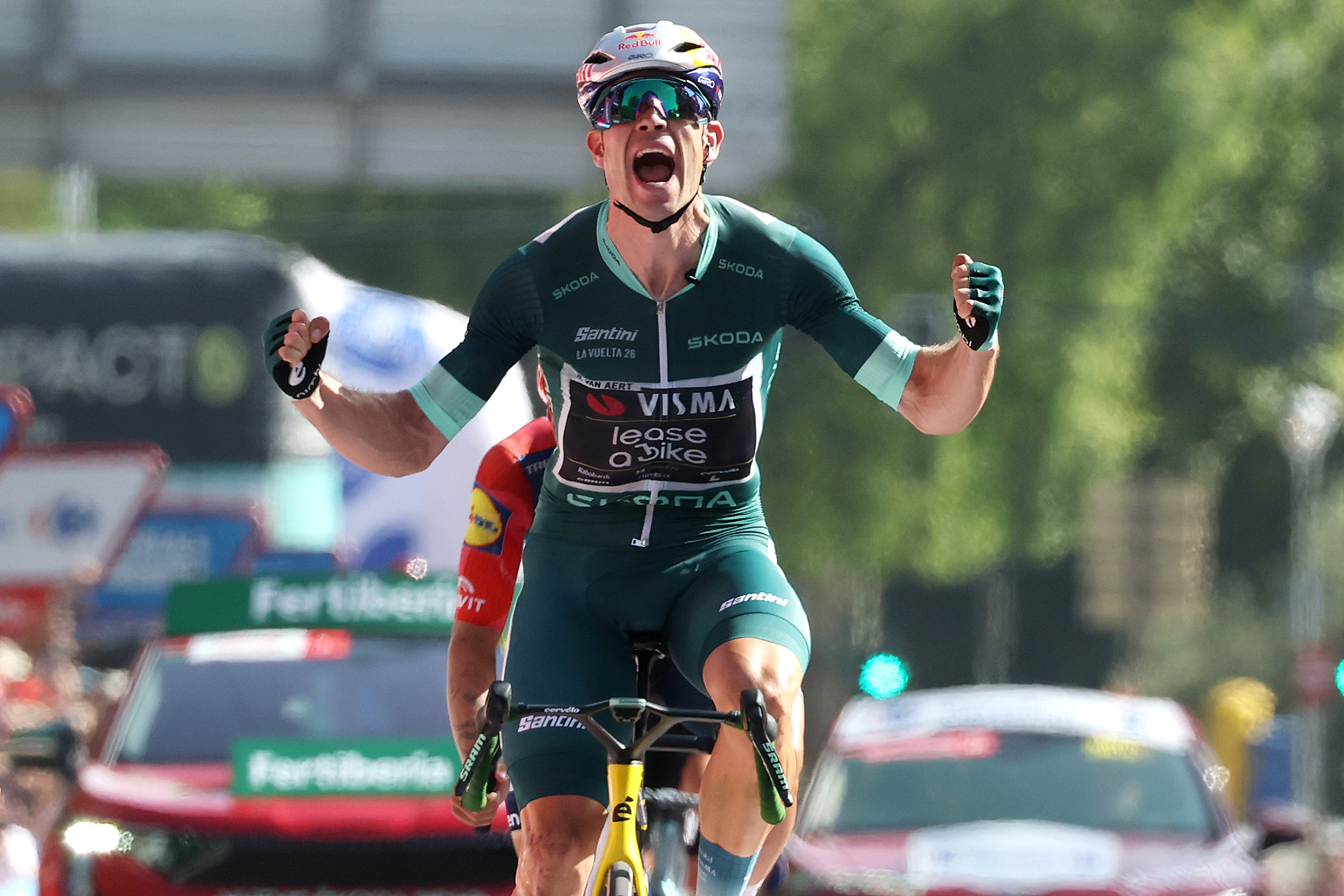 Wout Van Aert of Belgium and Team Visma | Lease a Bike - Green Points Jersey celebrates at finish line as stage winner during the La Vuelta - 81st Tour of Spain 2026, Stage 15 a 110.2km stage from Palma del Rio to Cordoba / #UCIWT / Stage shortened due to extreme temperature weather alert / on September 06, 2026 in Cordoba, Spain. (Photo by Alexander Hassenstein/Getty Images)