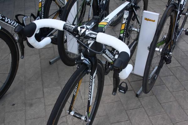 HTC-Highroad had padded handlebar tape to combat the cobbles.