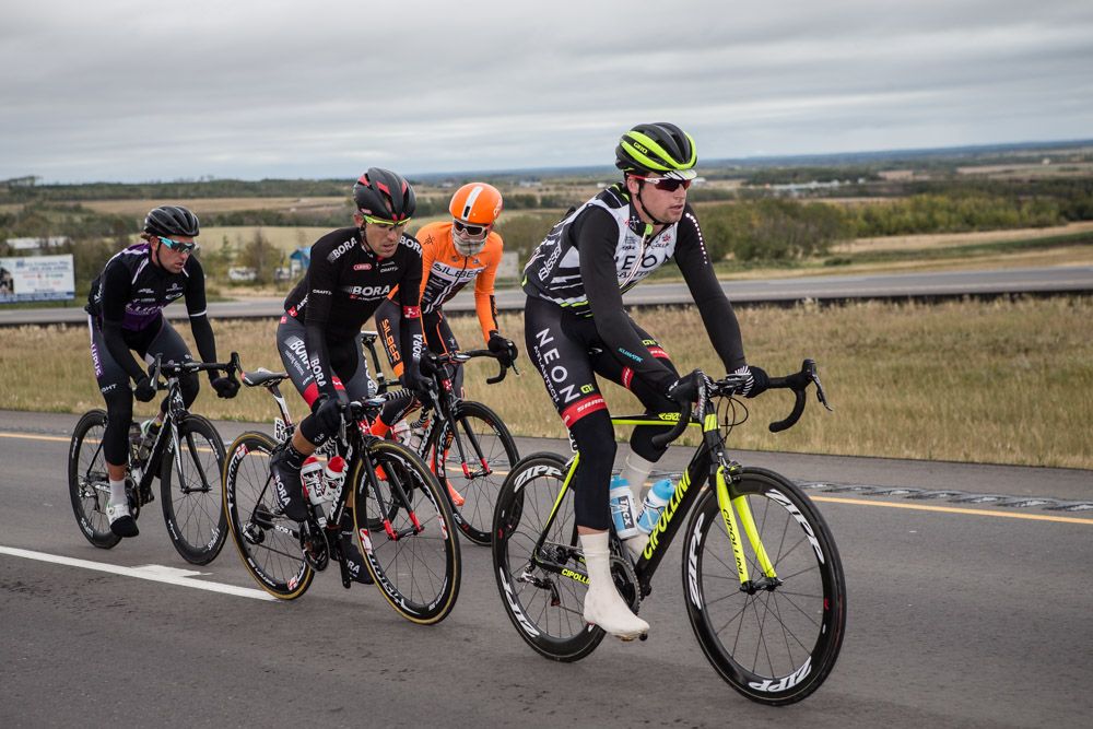 The break gets working together after getting off the front