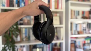 Various shots of the Sennheiser HD 550 headphones. 