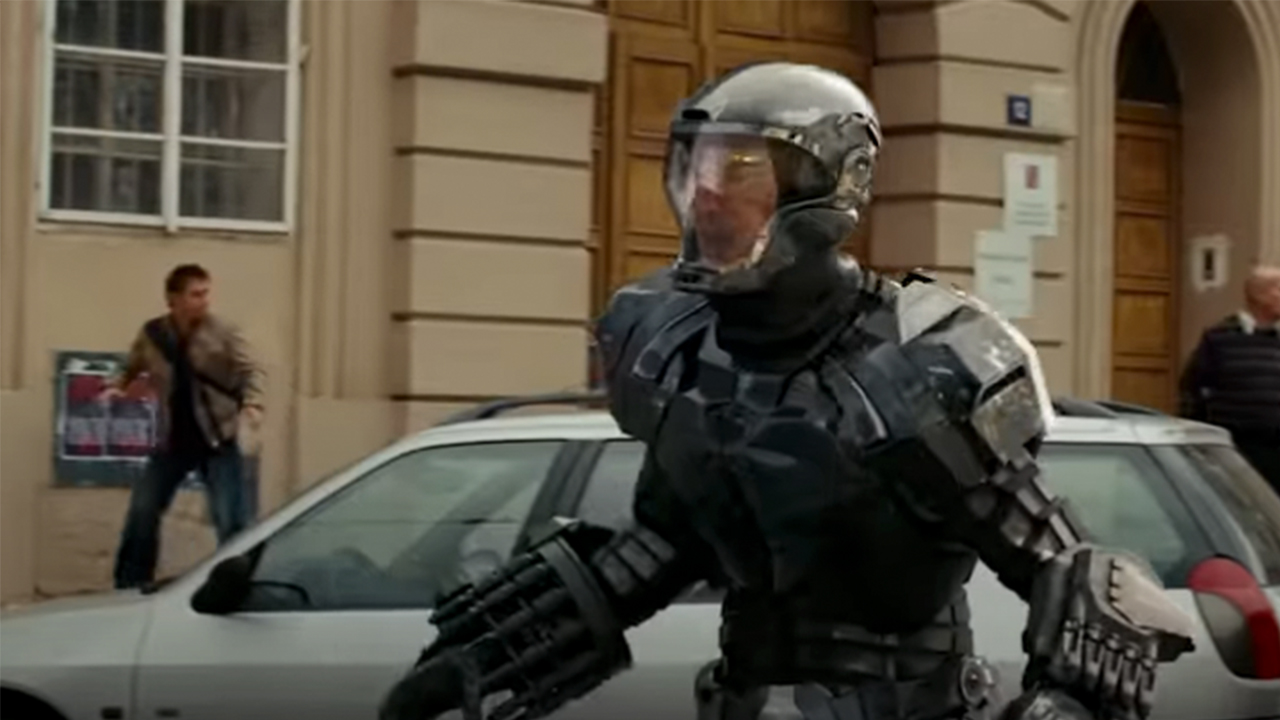 channing tatum in a super suit in G.I. Joe: The Rise of Cobra