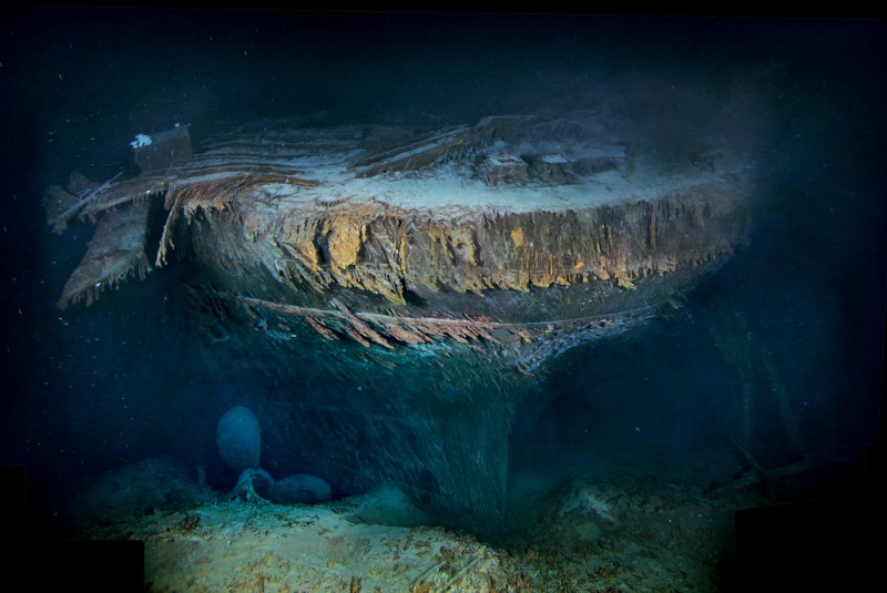titanic ship underwater grand staircase