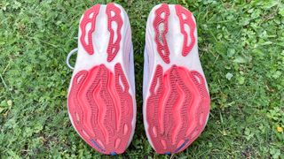 the outsole of the Brooks Glycerin Max shoe