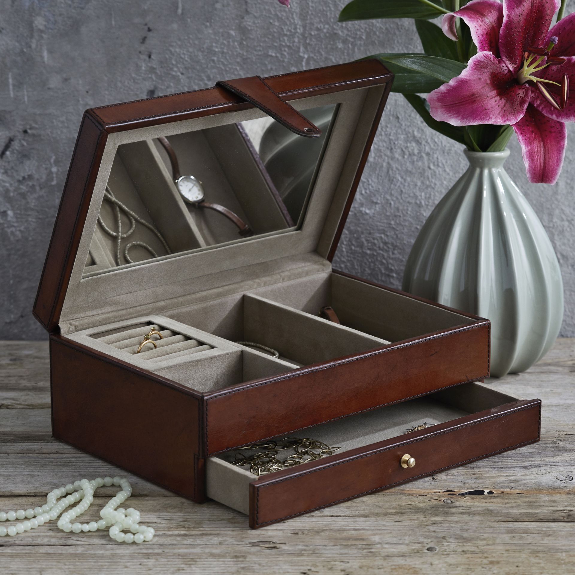 Jewellery storage: 9 ways to store and display your valuables  Real Homes