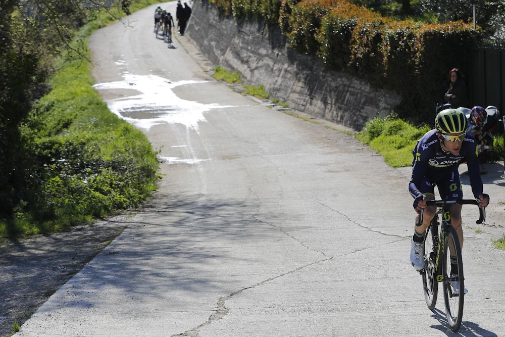 Simon Yates launches his winning solo move at GP Indurain