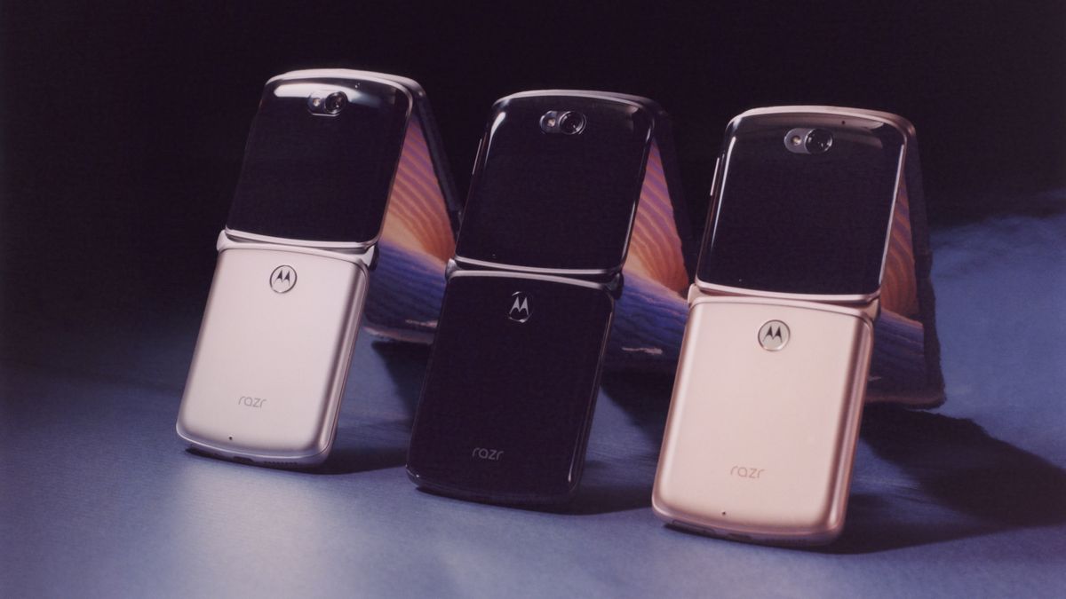 Motorola Razr 5G Vs Motorola Razr 2019: Here's The Biggest Changes ...