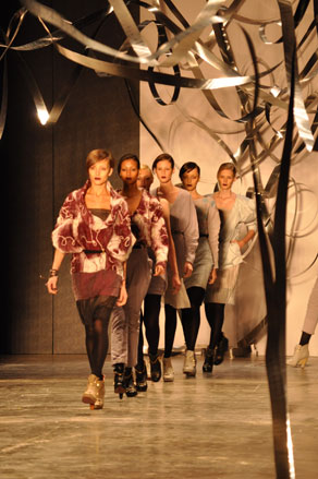 Ramp walk by models.