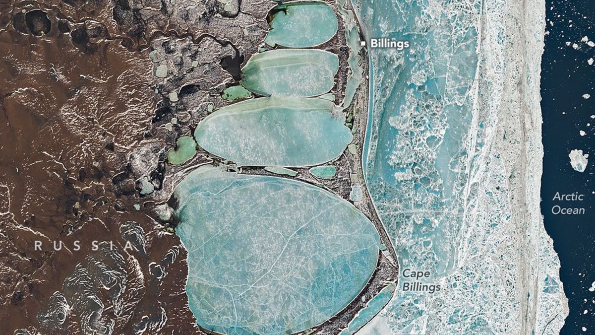 Nature carves colossal snowman in Siberia | Space photo of the day for Jan. 2, 2026