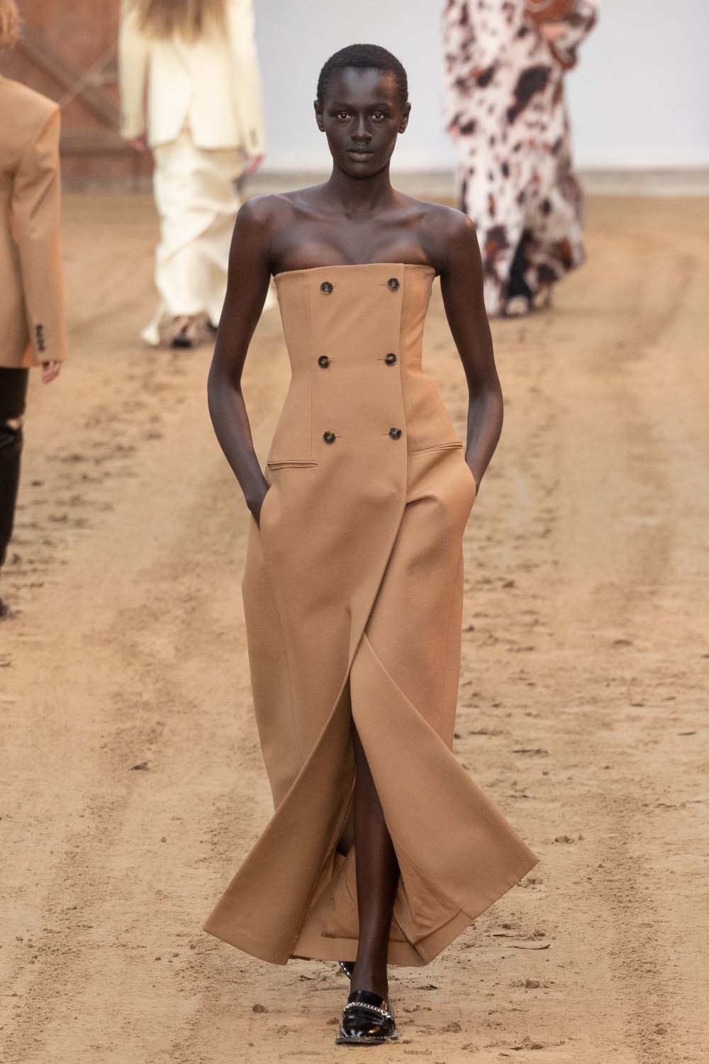 A look from Paris Fashion Week AW23