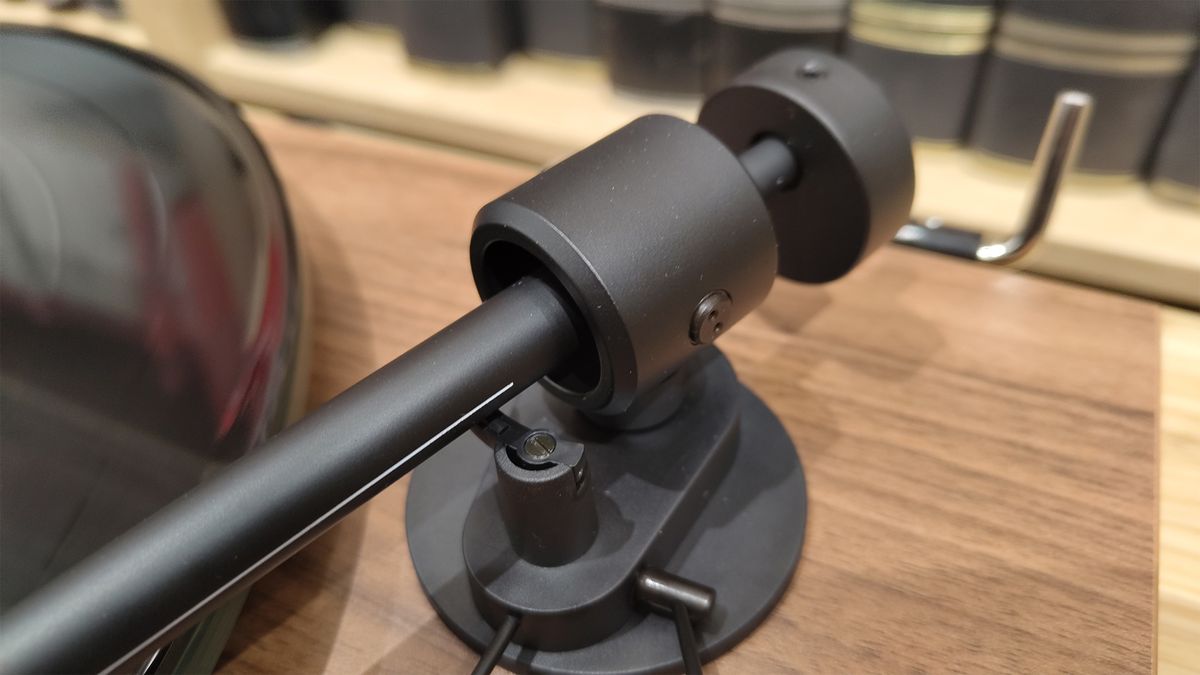 Pro-Ject T1 Evo BT turntable