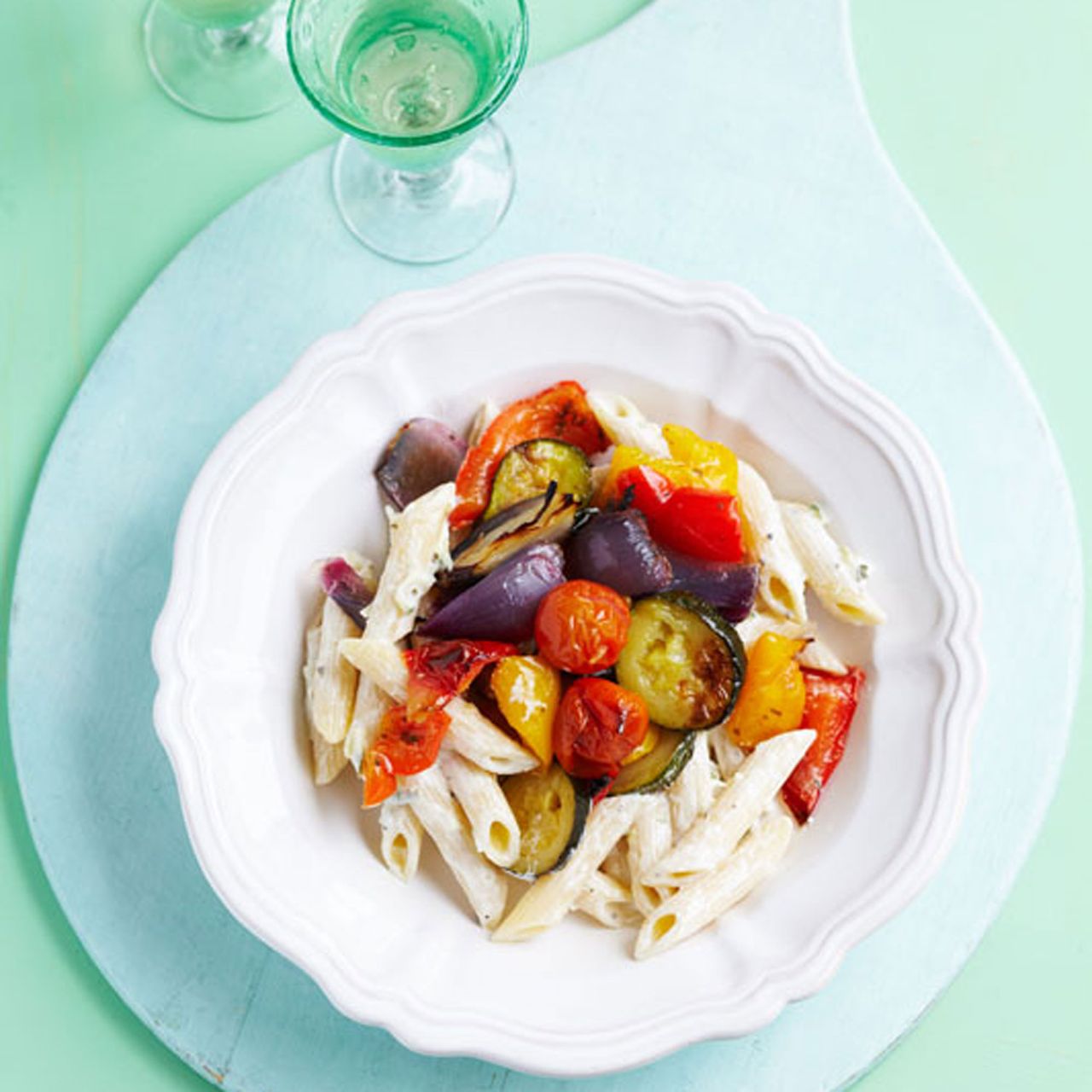 Roasted-veg-&amp;-tzatziki-pasta-recipe-photo