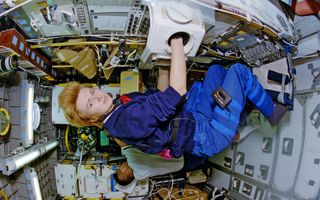 Elena Kondakova moms in space