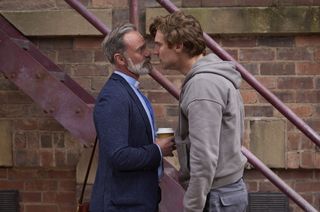 Theo squares up to Billy in Coronation Street