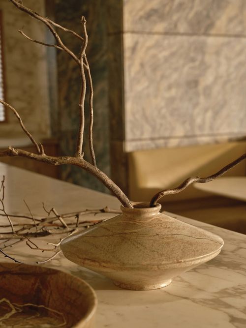 Marble Vase Dune