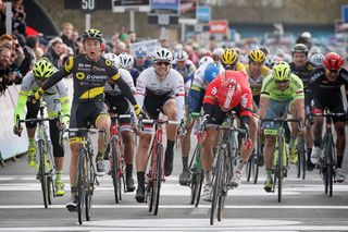 Jens Debusschere (Lotto Soudal) wins Dward door Vlaanderen by a bike throw over Bryan Coquard (Direct Energie)