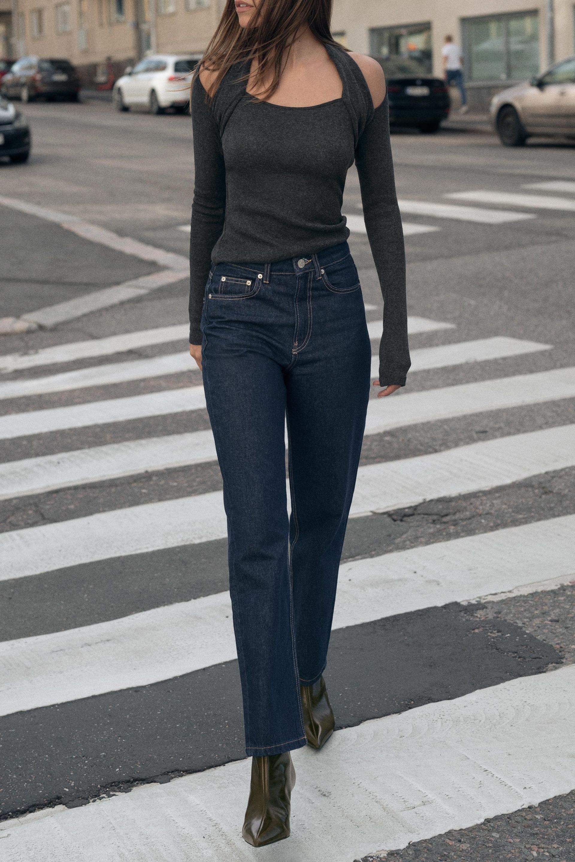 Trf Mom Fit High Waist Jeans