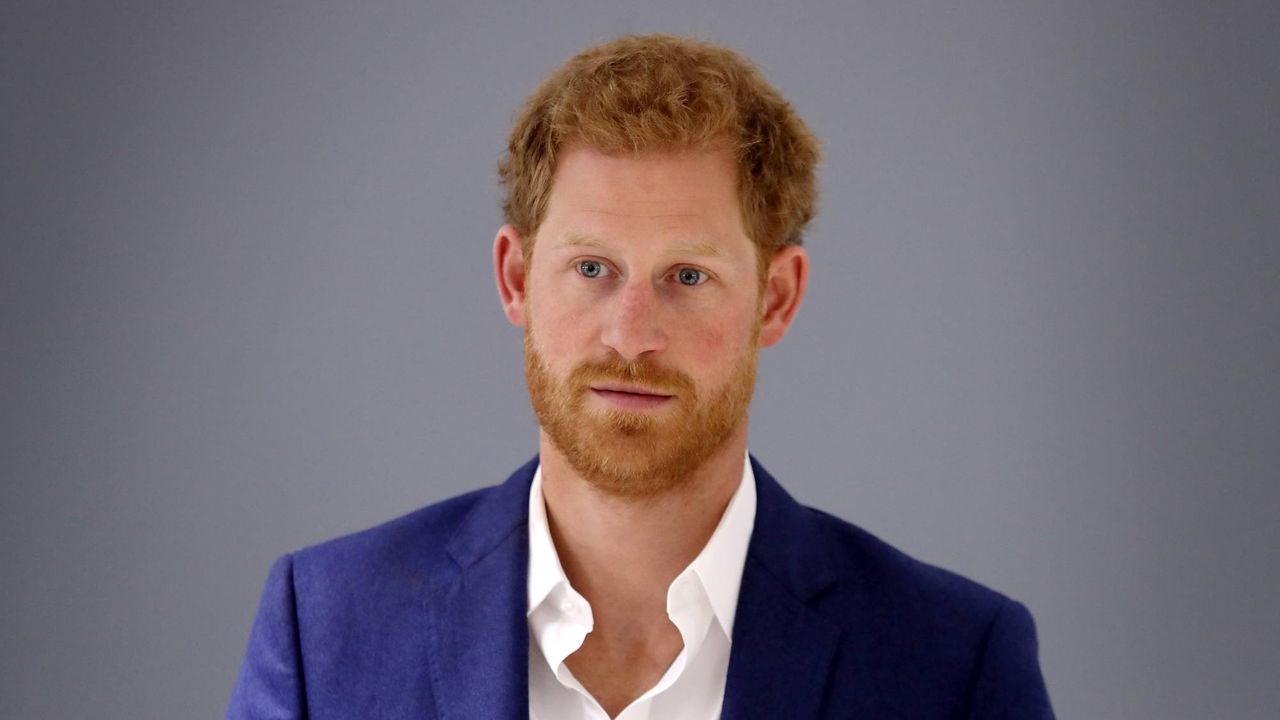 Prince Harry visits the NHS Manchester Resilience Hub 