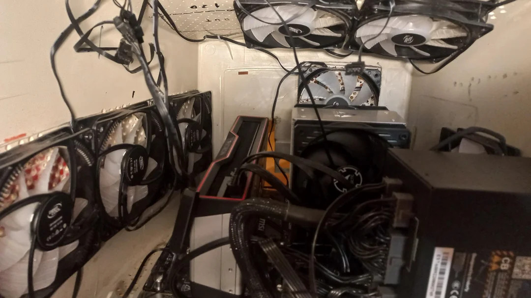 PC build in an old CRT monitor showing internal layout of components