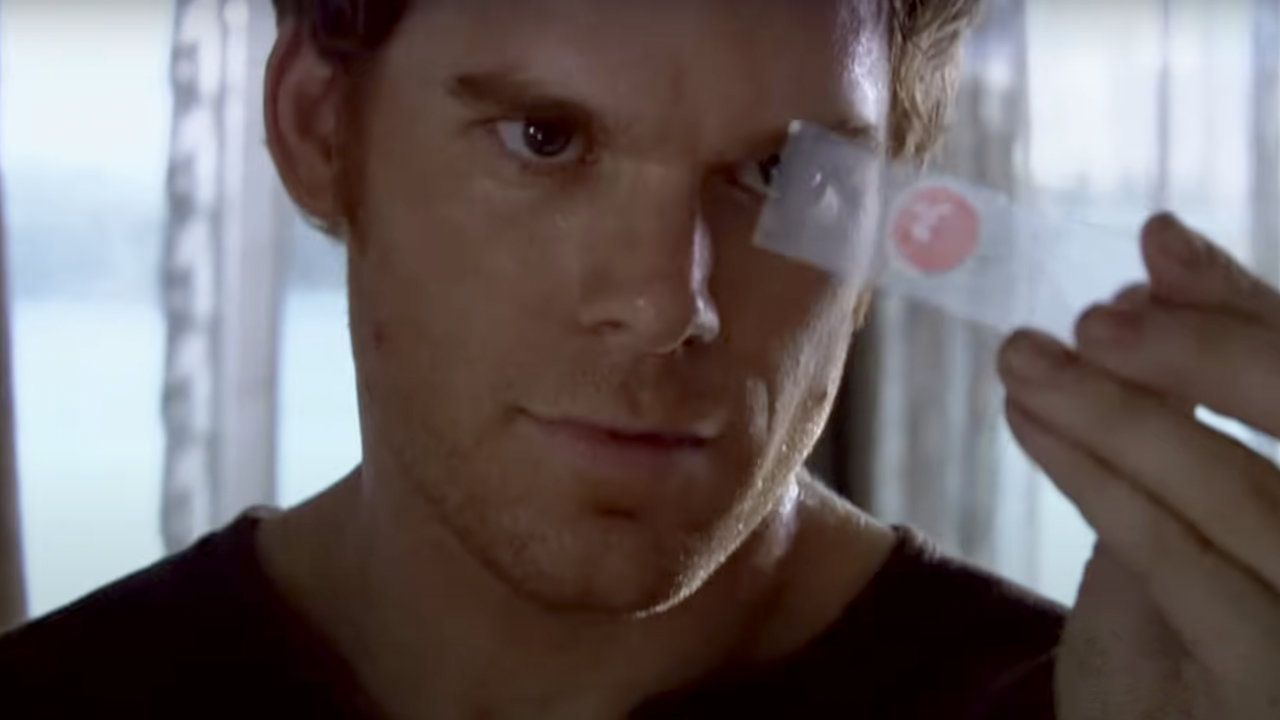 Dexter (season 1 trailer screengrab)