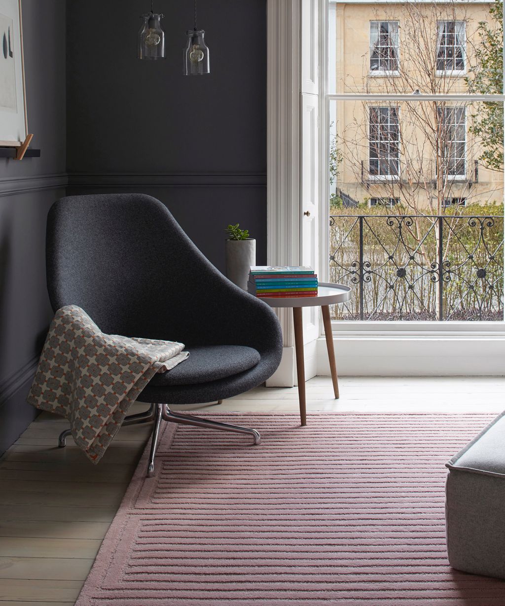 What colors go with light pink? 10 pairings that experts love Homes