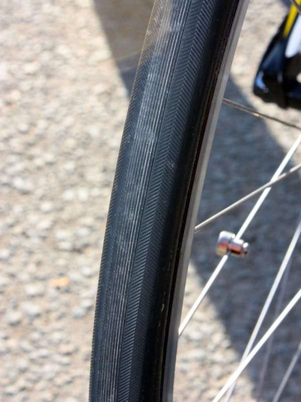 If conditions are dry, Team Radioshack will use these 26mm-wide Hutchinson tubulars.