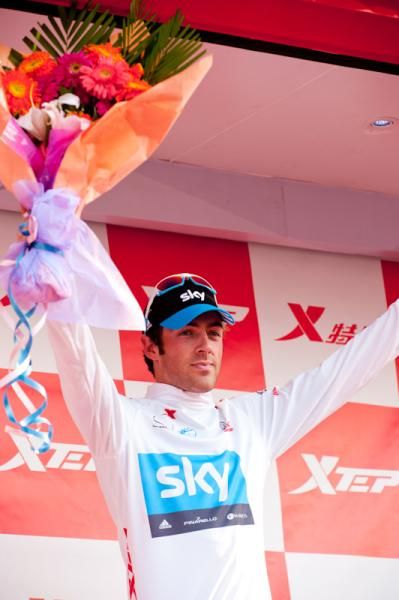 Alex Dowsett (Team Sky) kept his grip on the white jersey