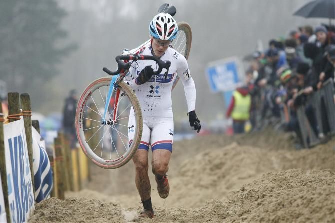 Katie Compton (Trek Cyclocross Collective) has a commanding lead
