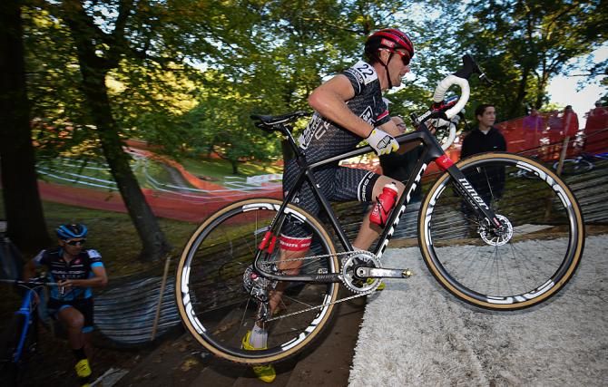 Troy Wells (Cliff Bar) got off to a fantastic start. Here he is leading Jamey Driscoll at the stairs