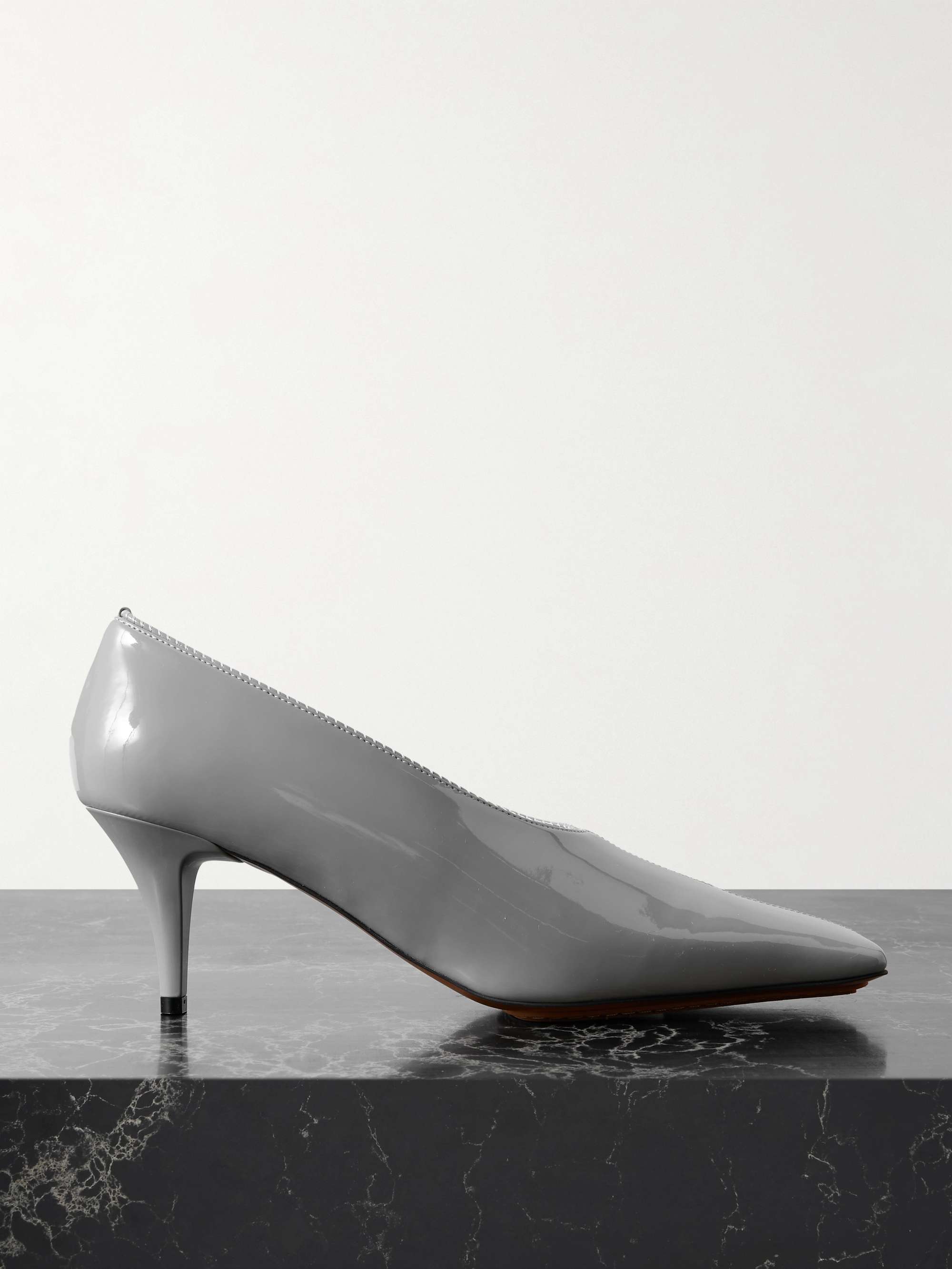 Glossed Pumps