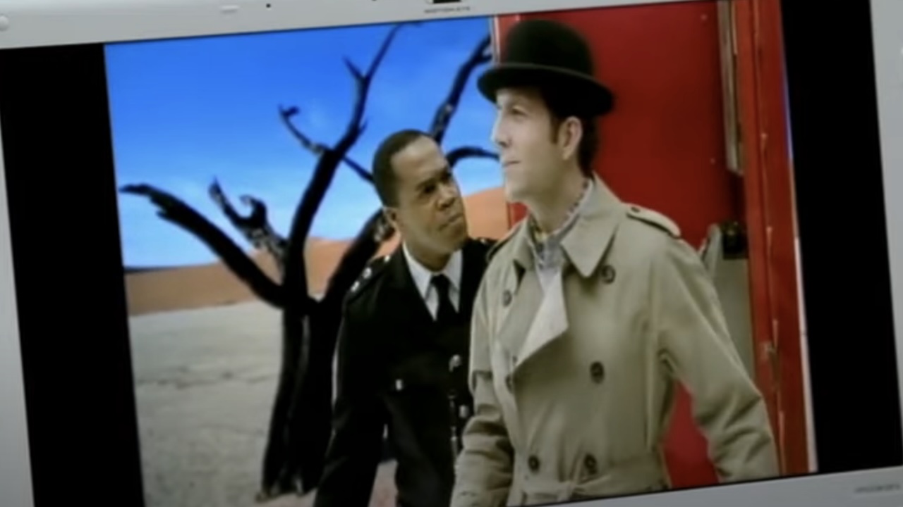 Inspector Spacetime in Community