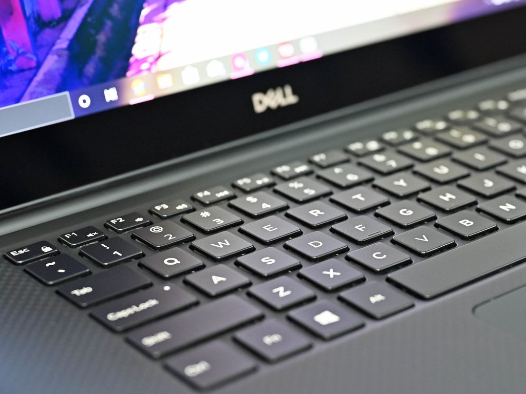 Dell XPS 15 (7590) review: The king of 15-inch laptops retains its ...