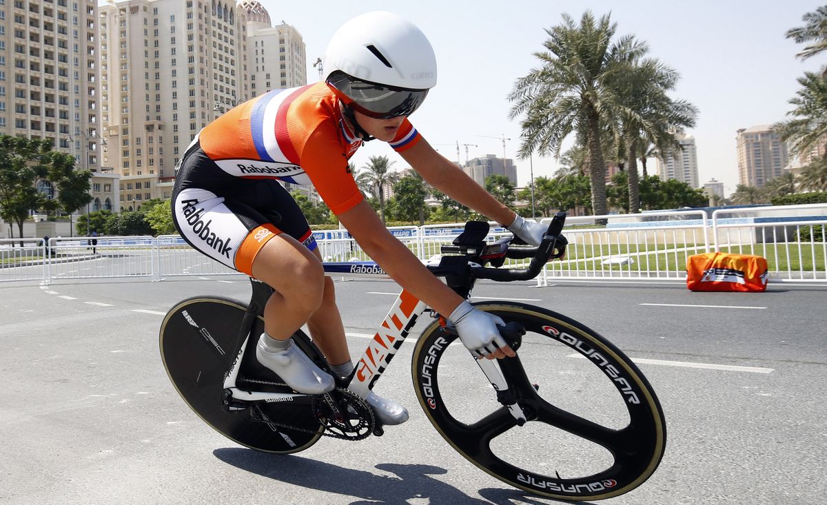 Karlijn Swinkels (Netherlands)