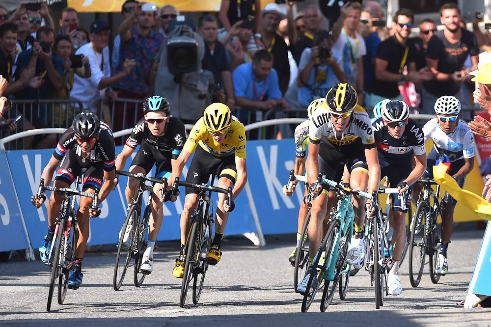 The GC group finishes stage 18