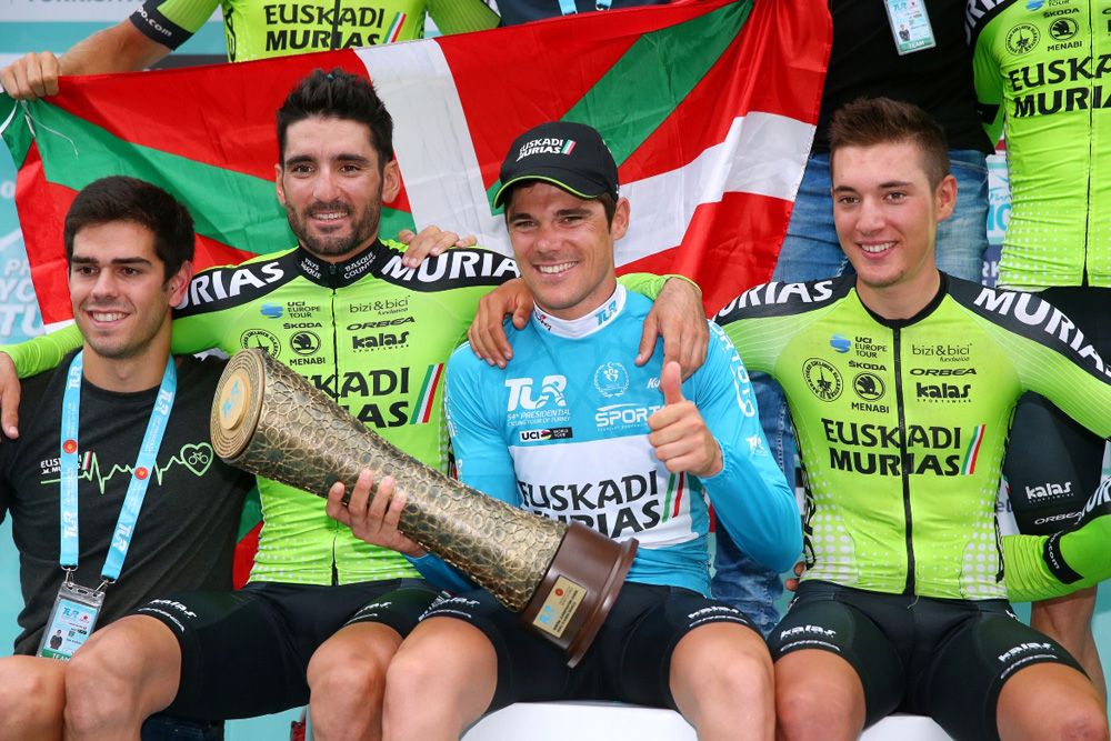 Eduard Prades shows of his Tour of Turkey spoils