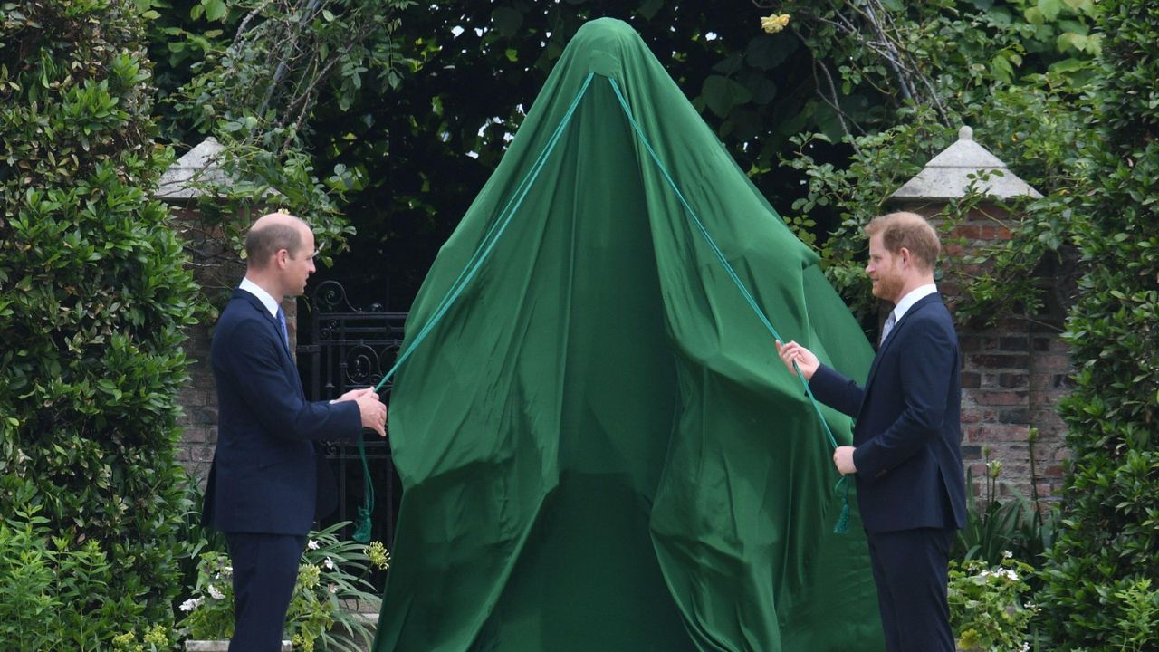 Princess Diana statue