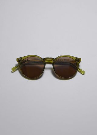 Classic Round Frame Sunglasses