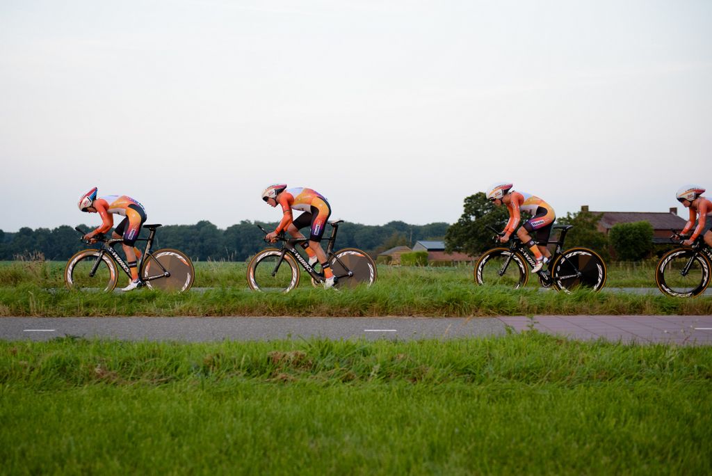 The Boels Dolmans team wind things up for the finale