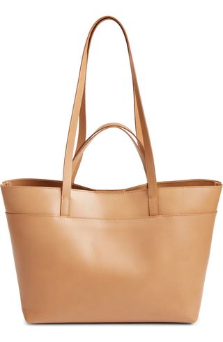 Medium Essentials Leather East/west Tote