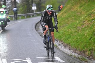 Itzulia Basque Country stage 6 LIVE - Paul Seixas under pressure from Tobias Halland Johannessen in rainy race finale